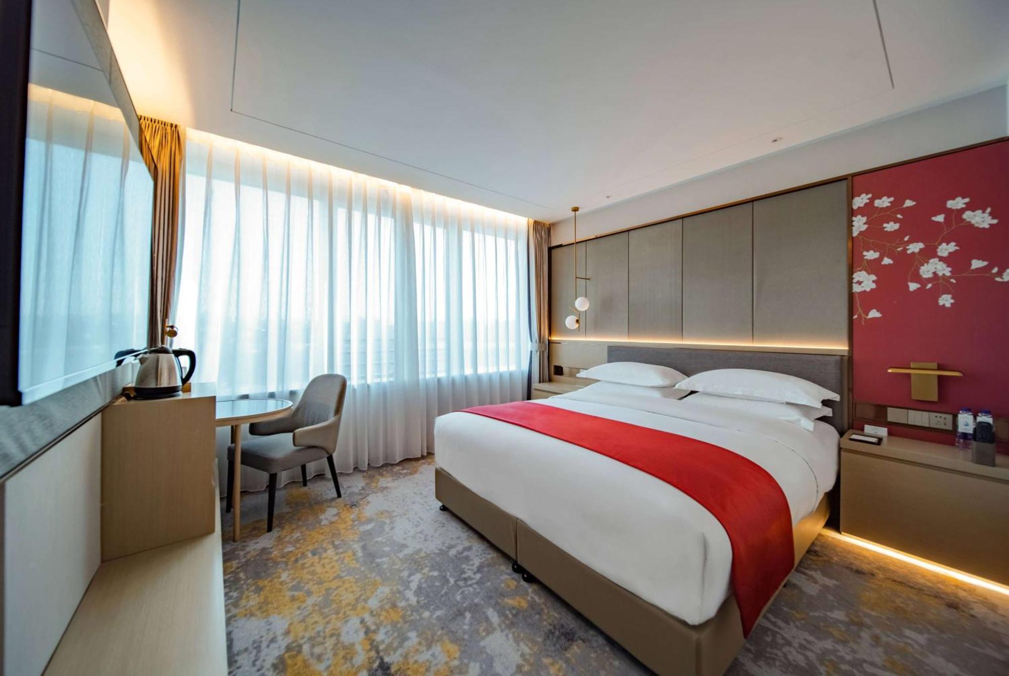 HOWARD JOHNSON PARAGON HOTEL BEIJING CENTRAL ПЕКИН 4* (Китай) - от 12577  RUB | NOCHI